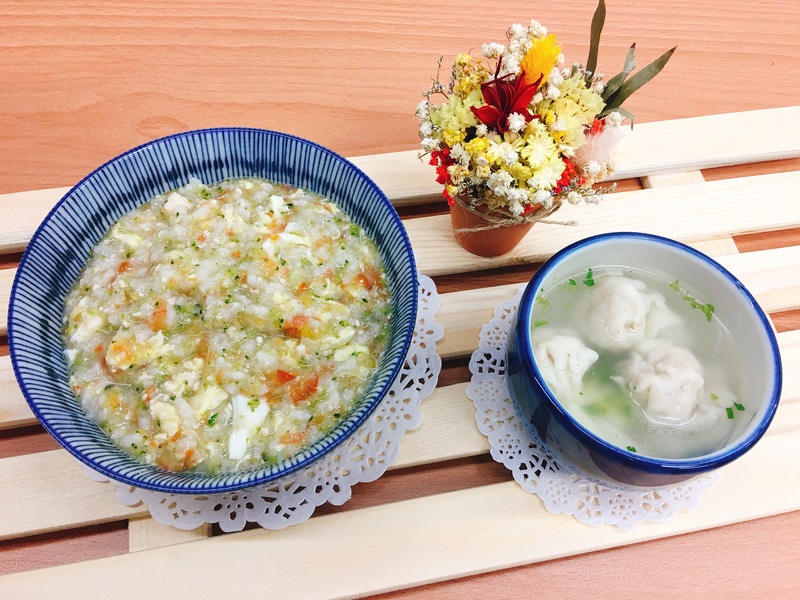 示範食譜：番茄雞丁粥（左）、餛飩湯（右）圖片